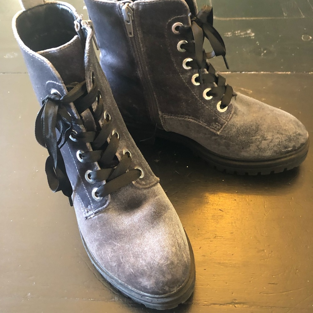 Mossimo Velvet Black/Gray Zip Side-Lace Up Combat Boot. SZ 6.5 - Picture 7 of 15